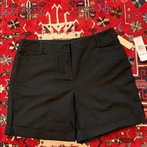 JONES NEW YORK Sport Cuffed Shorts Black Size 12